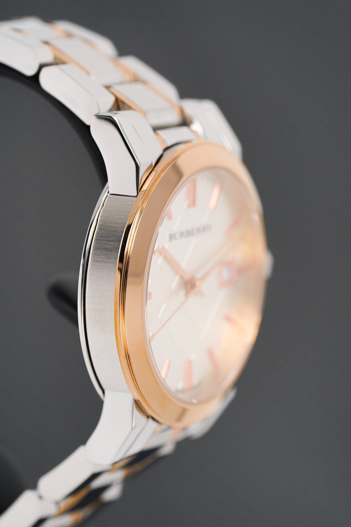 Burberry Damenuhr Quarz – BU9105