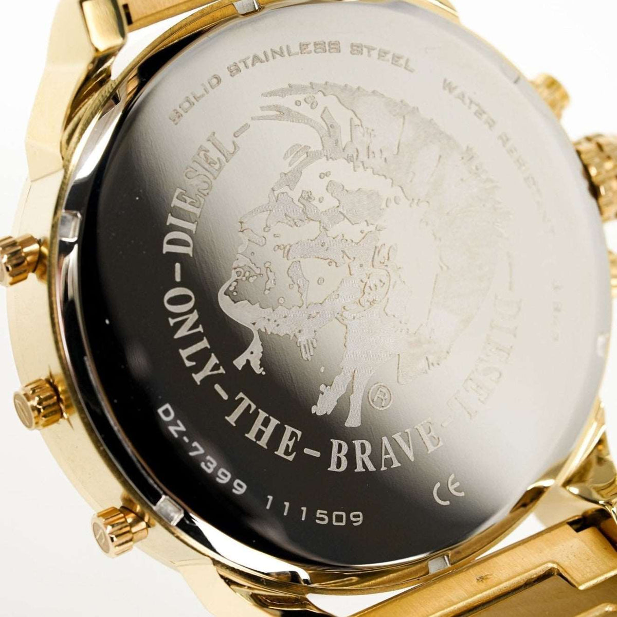 Diesel Herrenuhr Dz7399 Men S Chronograph Mr Daddy 2 0 Yellow Gold Watch – DZ7399