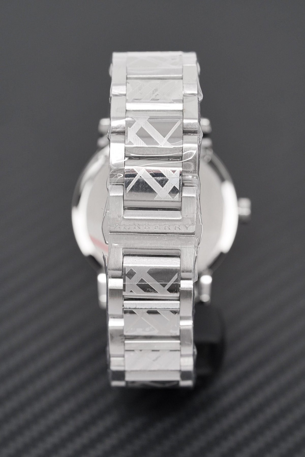 Burberry Herrenuhr The City Engraved Quarz – BU9037