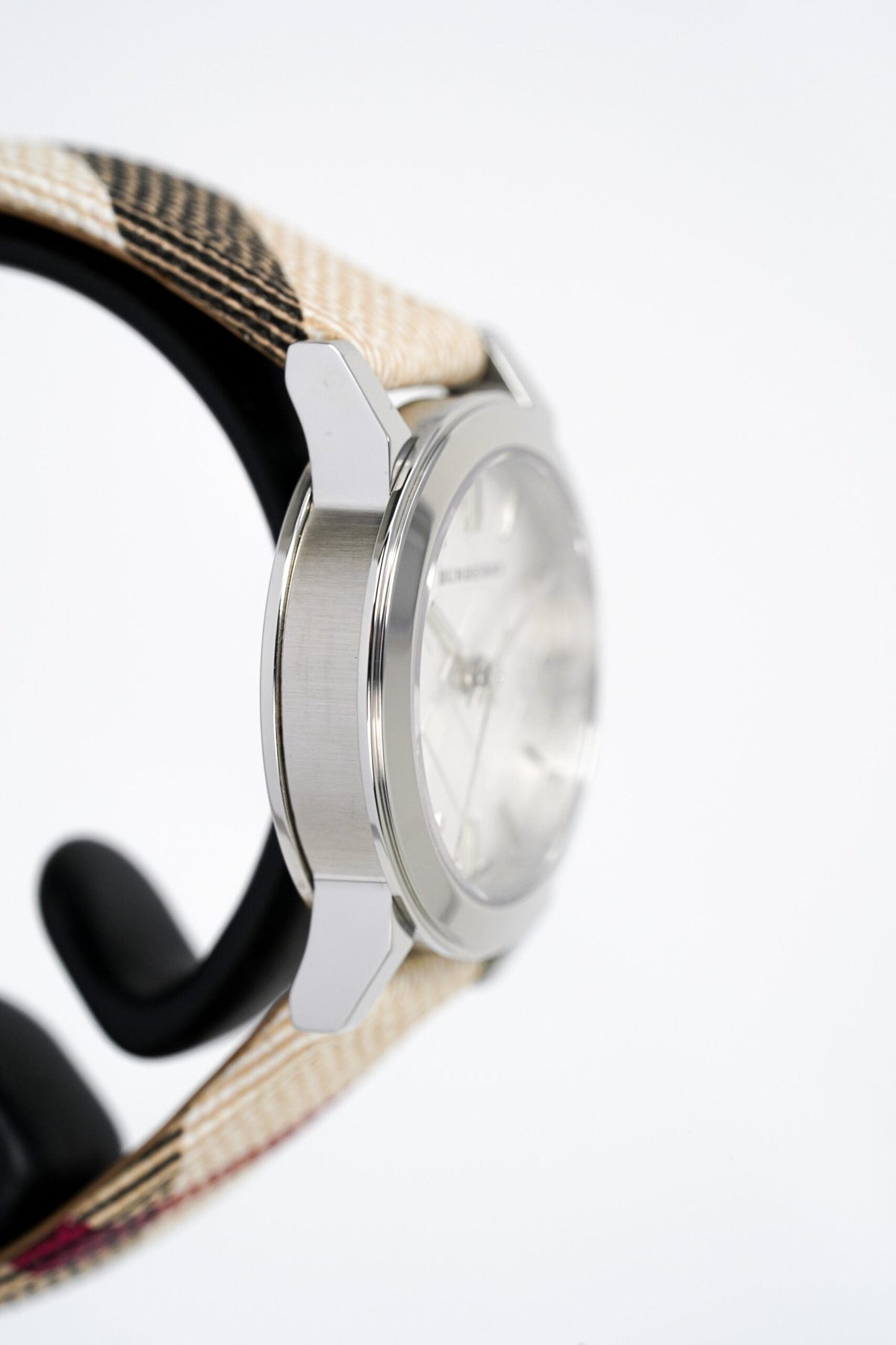 Burberry The City Nova Damenuhr arabische Ziffern BU9212