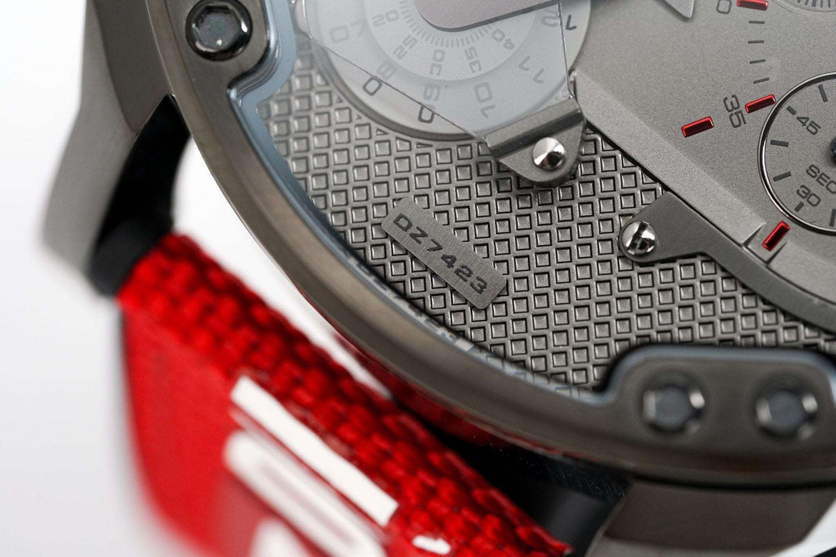 Diesel Herrenuhr Dz7423 Men S Chronograph Mr Daddy 2 0 Red Watch – DZ7423